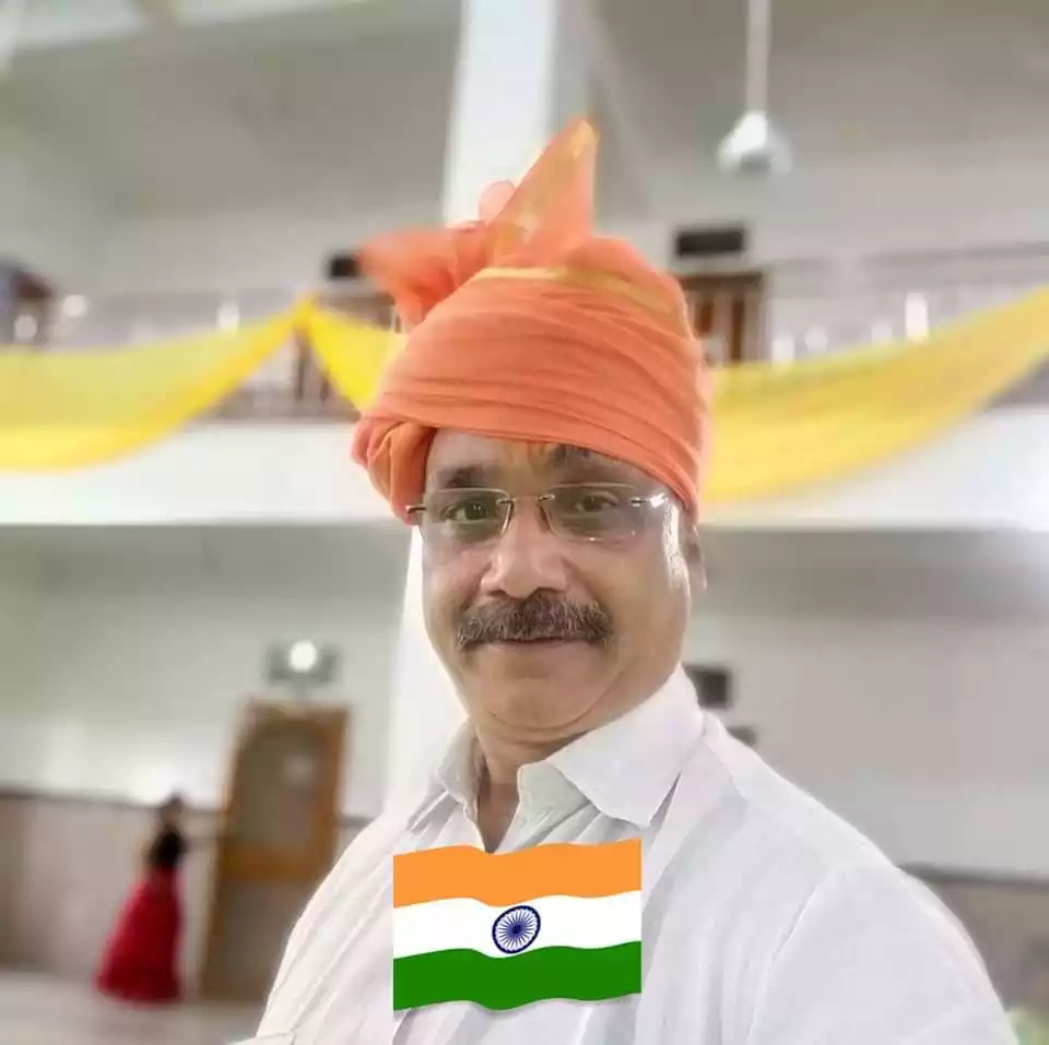 Dr . Vishnu Dutt Chaubey